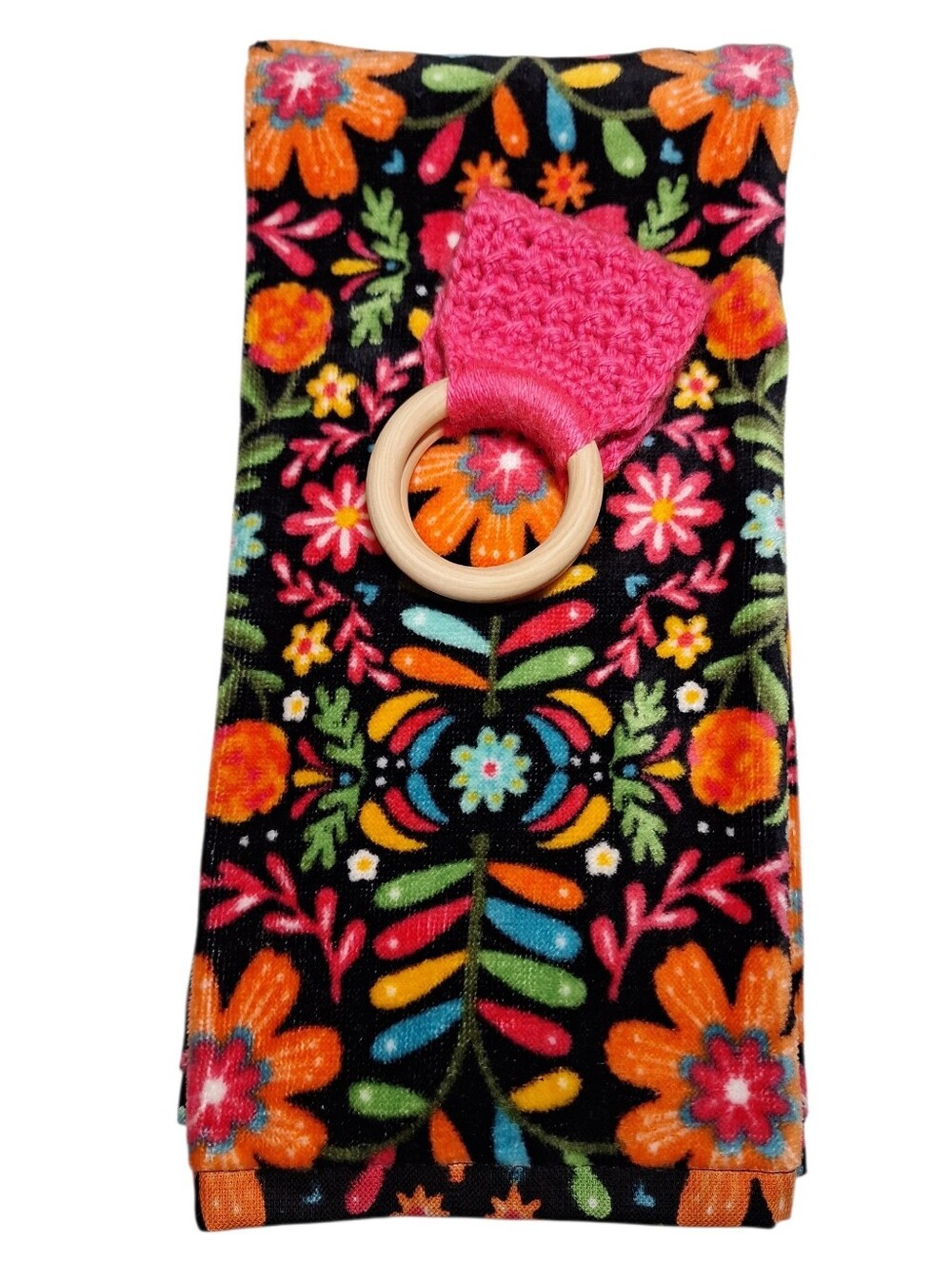 Cynthia Rowley Dish Towel & Handmade Crochet Towel Holder NWOT